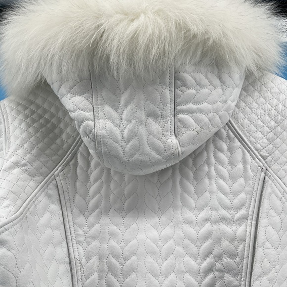 Che-Bella White Quilted Leather Hooded Coat w/ Faux Fur Trim – Women's Large - Picture 8 of 11
